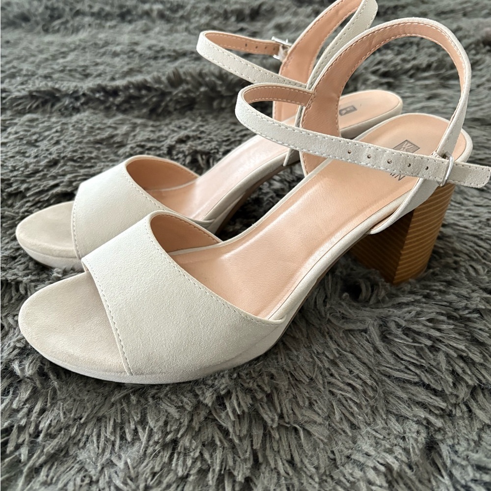Elegant Cream Block Heel Sandals